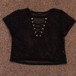 🛑SOLD🛑 Fishnet/Mesh short crop sleeve top
